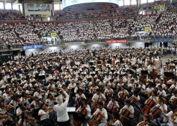 Carabobo: Celebrado los 50 años del Sistema de Orquestas y Coros en el Forum de Valencia