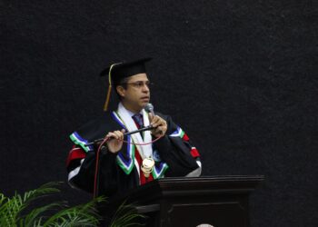 Alcalde del municipio San Diego y 18 funcionarios más, recibieron título en Gerencia Estratégica de la UAM