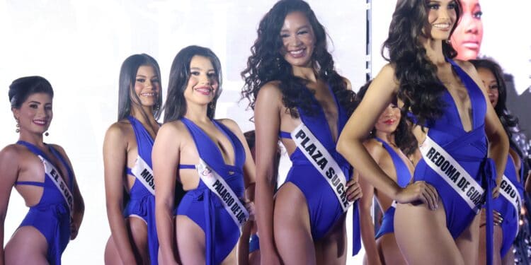 Gala de las candidatas oficiales de los Carnavales de Valencia