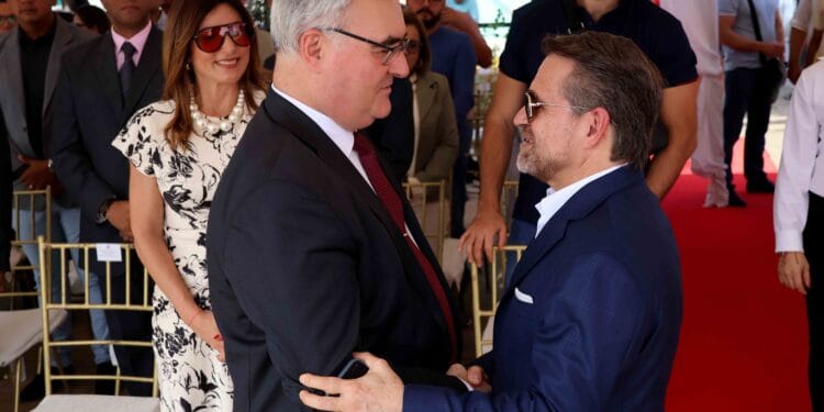 Carabobo: Rafael Lacava conmemoró aniversario de la Batalla de Stanlingrado en compañía del embajador ruso