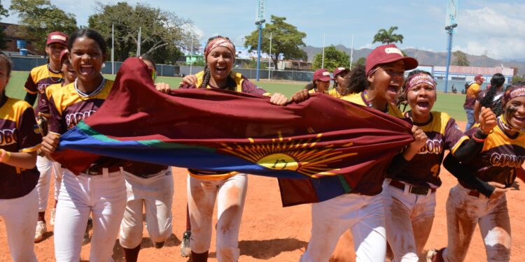 Carabobo conquistó el Campeonato Nacional de Softbol Femenino U-15