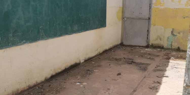 Falcón | Alumnos con riesgo de perder el año escolar en Los Taparos (+Imágenes)