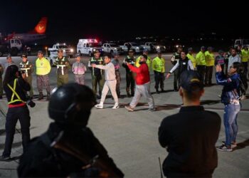 Las 5 Principales Noticias de Venezuela Hoy: Gobierno “rescatará” a venezolanos enviados a El Salvador, Machado y González piden protección para migrantes. Y Mas…
