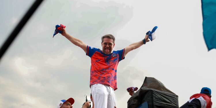 Rafael Lacava dió inicio a su campaña por la reelección a la Gobernación en Carabobo
