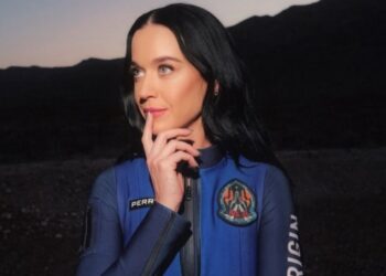 Katy Perry viajó al espacio tras misión histórica de Blue Origin