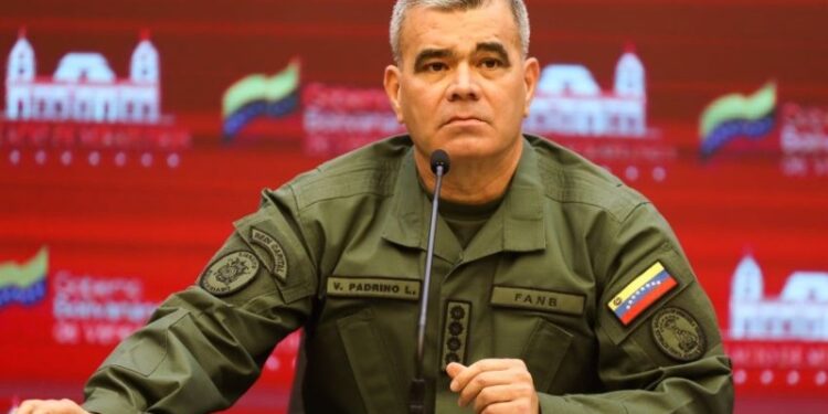 Padrino López: Estamos elaborando propuestas de modificaciones para la reforma constitucional