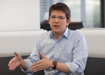Colombia: Se perpetró atentado contra el Senador Miguel Uribe Turbay, precandidato presidencial opositor (+ Video)