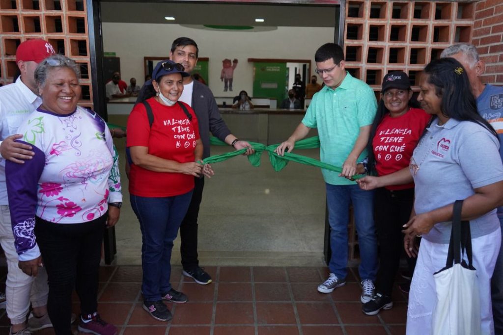 Alcalde Fuenmayor reinauguró Clínica Odontológica Popular de Parque Valencia