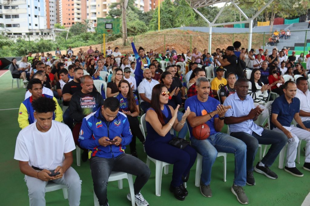 Alcalde Julio Fuenmayor celebró Día Nacional del Deporte y reinauguró Parque El Bosque en Valencia