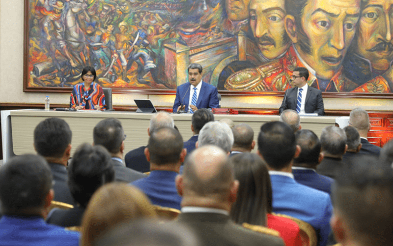 Maduro firmó decreto de activación de Zonas Económicas Especiales